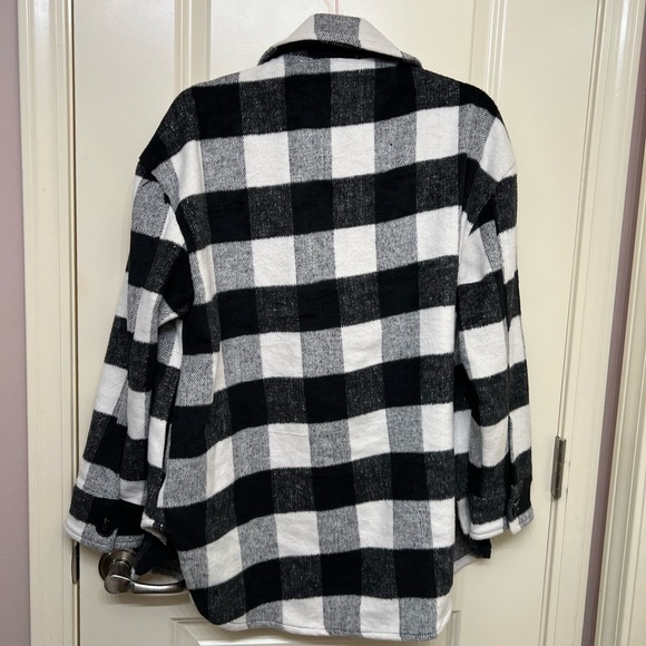 B&W Shacket - Picture 3 of 3